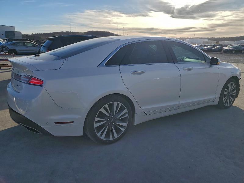 Photo 3 from auction – 2017 LINCOLN MKZ SELECT with VIN 3LN6L5CC5HR627174