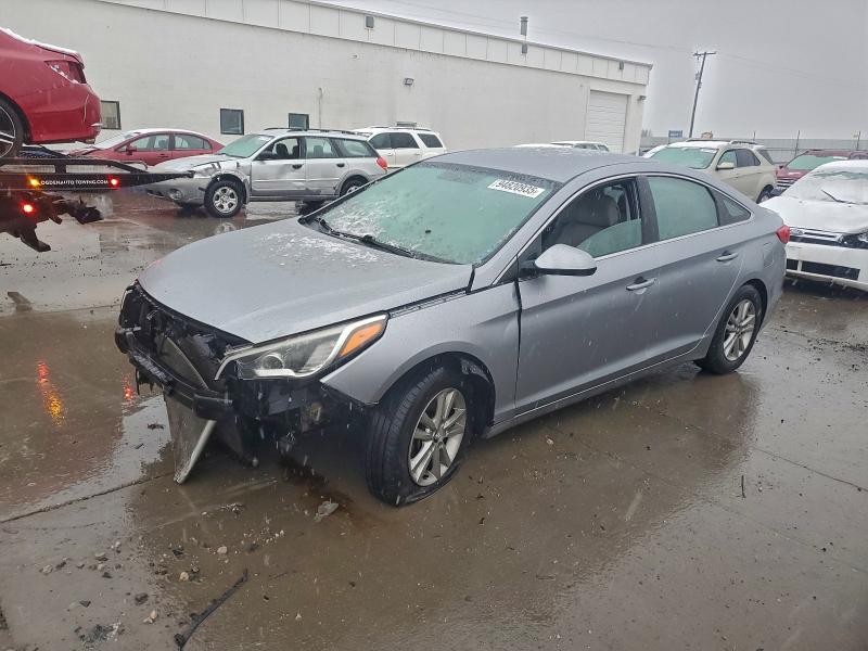 HYUNDAI SONATA SE 2017 with VIN 5NPE24AF6HH463530 - Photo from auction