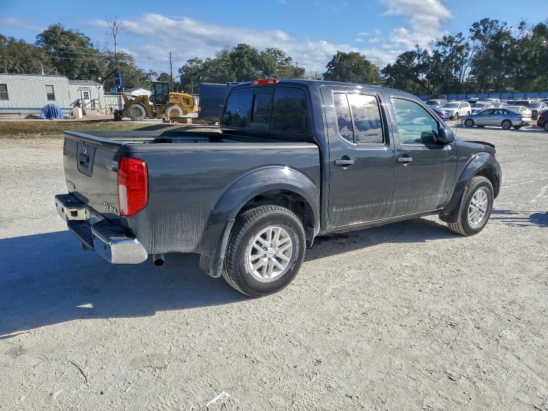 Photo 3 from auction – 2015 NISSAN FRONTIER with VIN 1N6AD0EV4FN746697