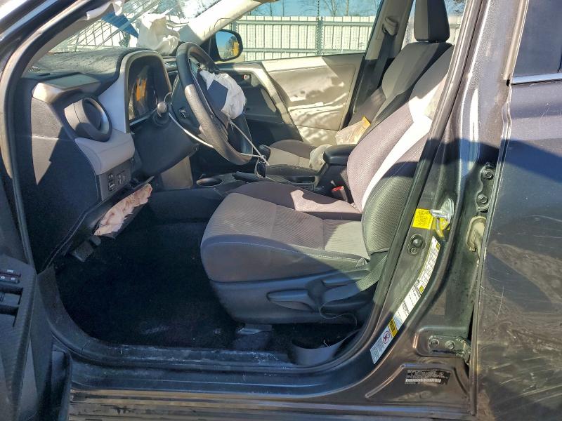 Photo 7 from auction – 2013 TOYOTA RAV4 XLE with VIN 2T3RFREV3DW011980