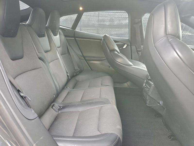 Photo 10 from auction – 2018 TESLA MODEL S with VIN 5YJSA1E22JF269206