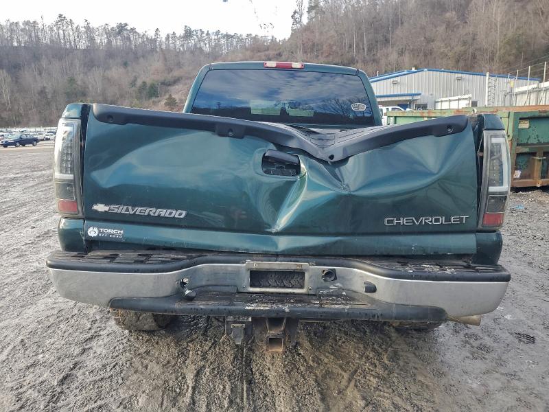 Photo 6 from auction – 2004 CHEVROLET SILVERADO with VIN 2GCEK19T941221514