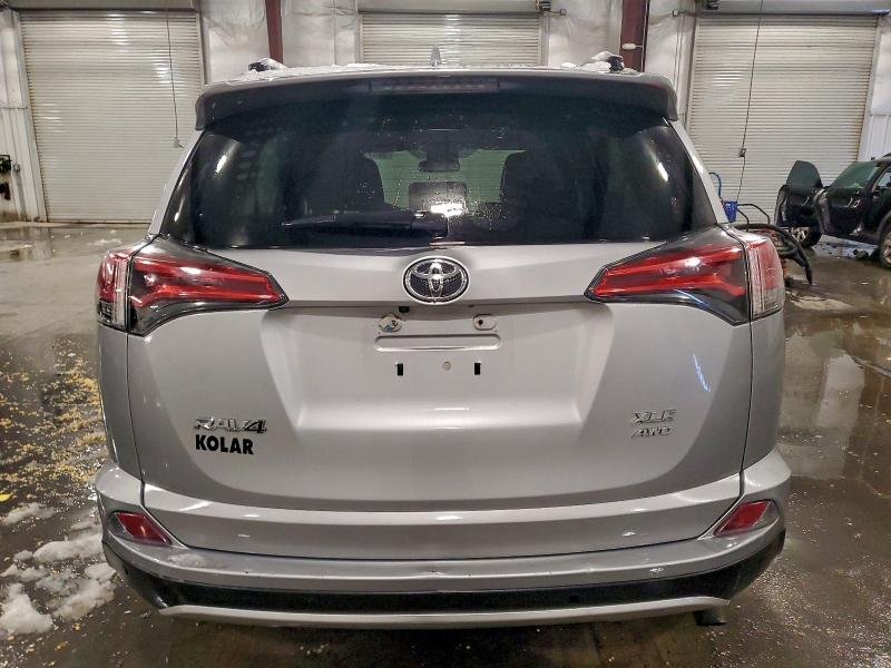 Photo 6 from auction – 2016 TOYOTA RAV4 XLE with VIN 2T3RFREV7GW442925