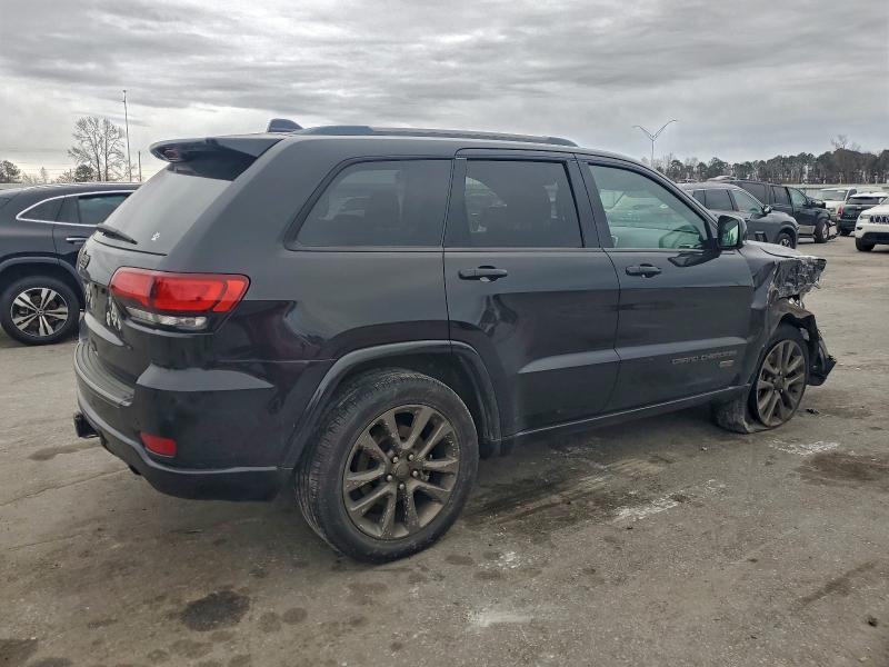 Photo 3 from auction – 2017 JEEP GRAND CHER with VIN 1C4RJFBT1HC676482