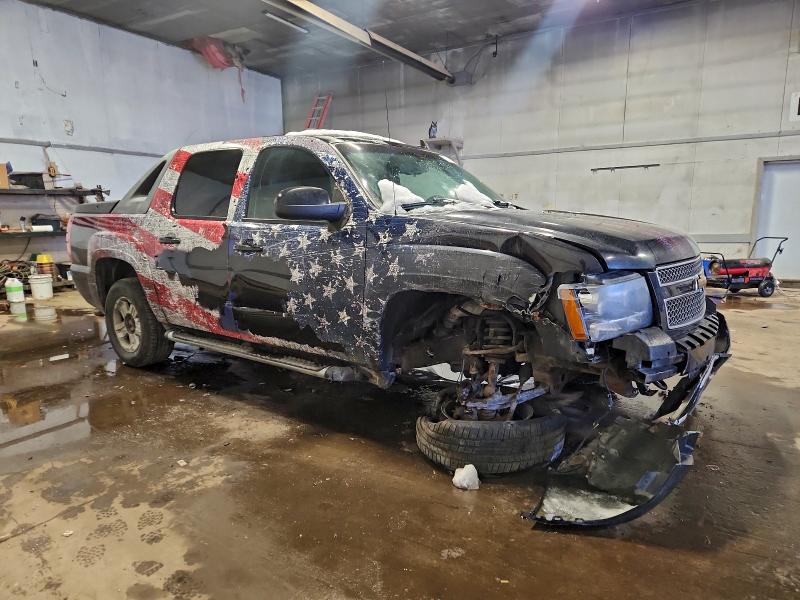 Photo 4 from auction – 2011 CHEVROLET AVALANCHE with VIN 3GNTKFE38BG366324