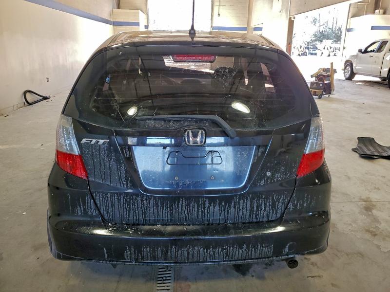Photo 6 from auction – 2009 HONDA FIT with VIN JHMGE882X9S067709