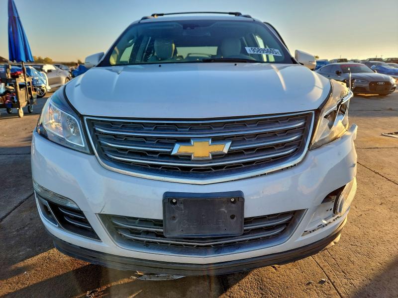 Photo 5 from auction – 2016 CHEVROLET TRAVERSE L with VIN 1GNKVJKD4GJ118435