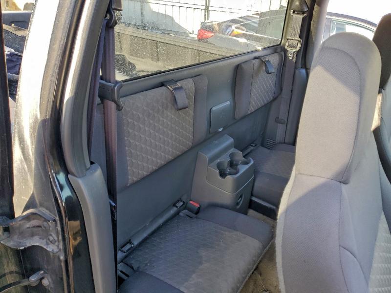 Photo 10 from auction – 2005 GMC CANYON with VIN 1GTDT196658196654