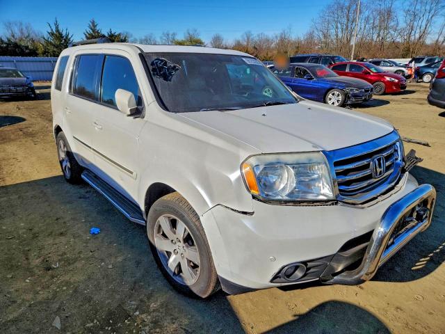 Zdjęcie 4 z aukcji – 2013 HONDA PILOT TOUR z VIN 5FNYF4H90DB077812