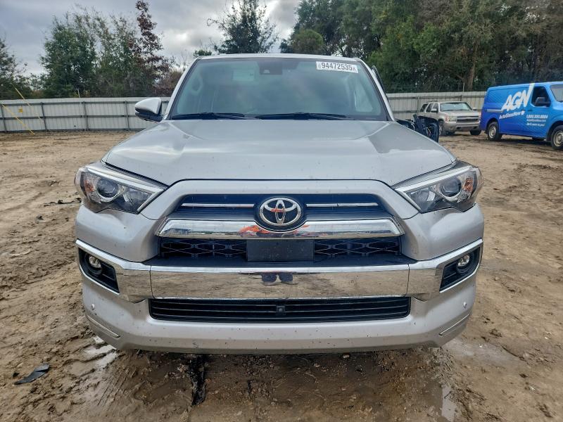 Photo 5 from auction – 2022 TOYOTA 4RUNNER NI with VIN JTEDU5JR4N5277398