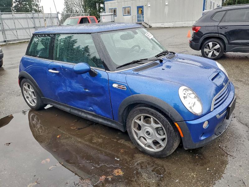 Photo 4 from auction – 2005 MINI COOPER S with VIN WMWRE33485TD92837
