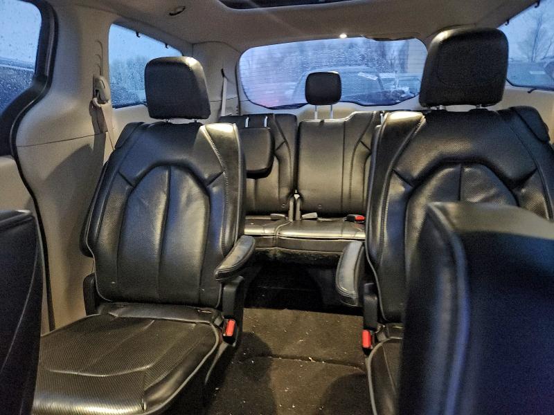 Photo 10 from auction – 2017 CHRYSLER PACIFICA L with VIN 2C4RC1GG3HR734690