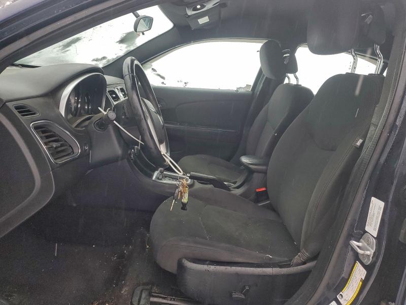 Photo 7 from auction – 2012 CHRYSLER 200 TOURIN with VIN 1C3CCBBB4CN189424