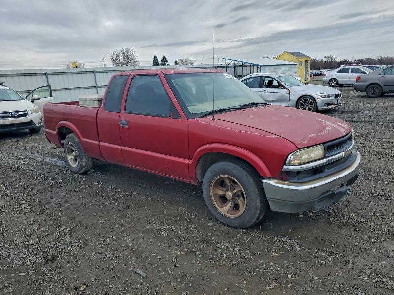 Photo 4 from auction – 1998 CHEVROLET S-10 with VIN 1GCCS1942W8149359