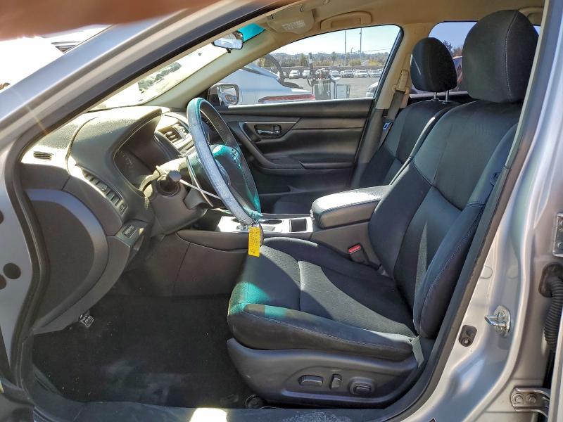 Photo 7 from auction – 2017 NISSAN ALTIMA 2.5 with VIN 1N4AL3AP3HC257193