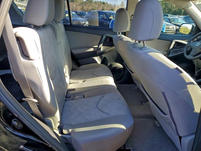 Photo 11 from auction – 2012 TOYOTA RAV4 with VIN JTMBF4DV0CD044310