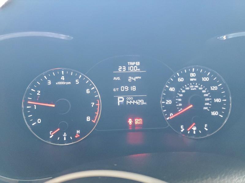 Photo 9 from auction – 2016 KIA FORTE LX with VIN KNAFK4A63G5496615