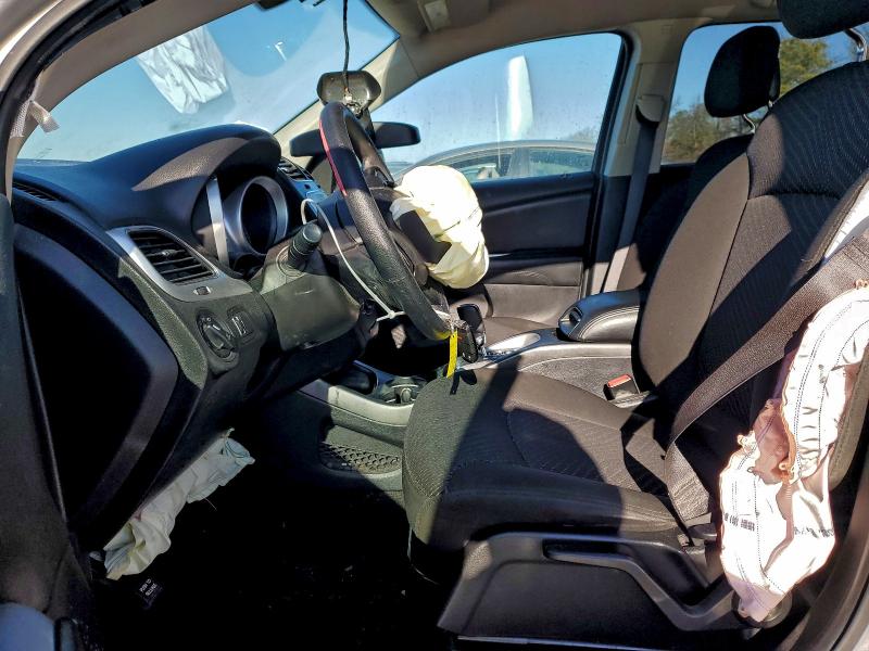 Photo 7 from auction – 2019 DODGE JOURNEY SE with VIN 3C4PDCBB1KT749611