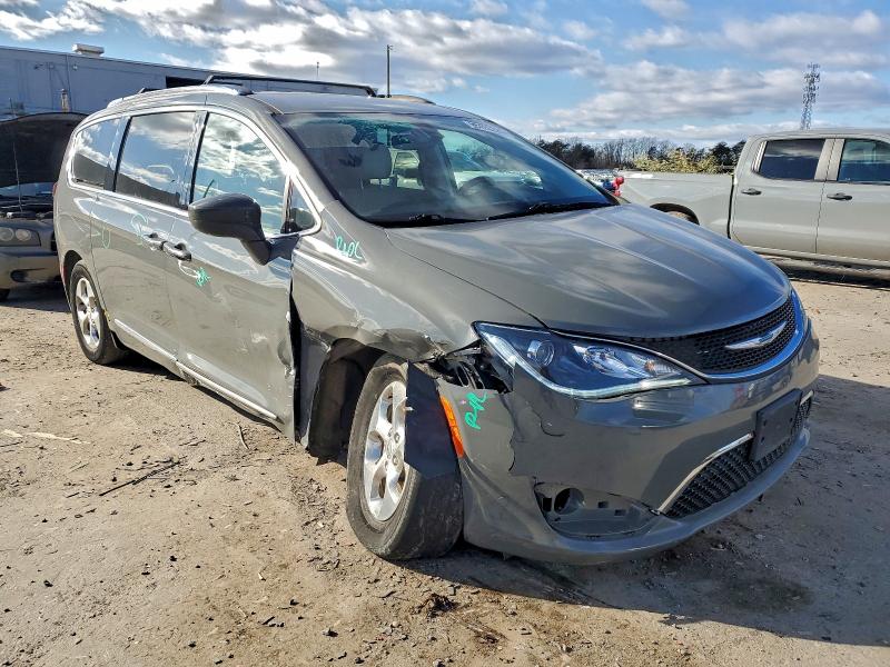 Photo 4 from auction – 2020 CHRYSLER PACIFICA H with VIN 2C4RC1L74LR270307