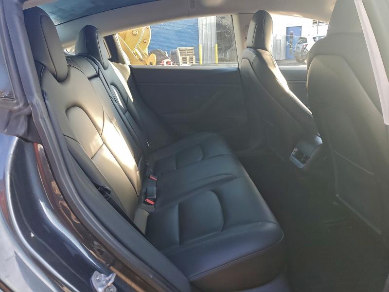Photo 10 from auction – 2019 TESLA MODEL 3 with VIN 5YJ3E1EB8KF364699