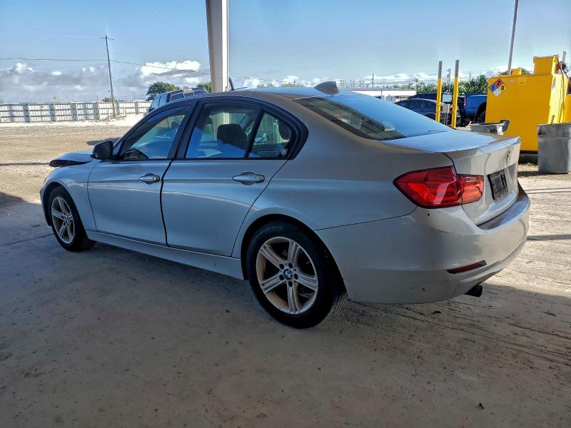Photo 2 from auction – 2014 BMW 320 I with VIN WBA3B1G52ENN90384