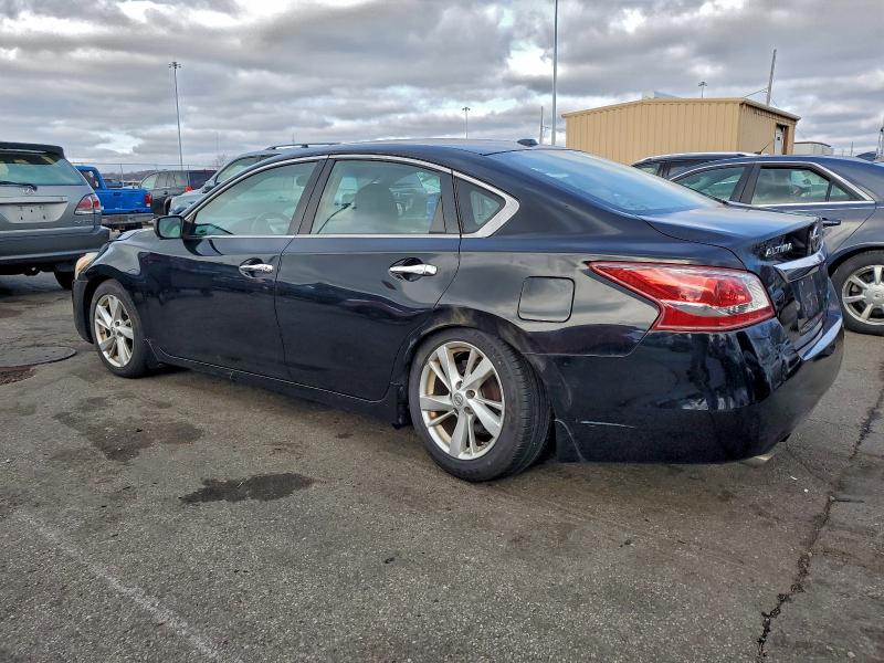 Photo 2 from auction – 2013 NISSAN ALTIMA with VIN 1N4AL3AP5DC175377