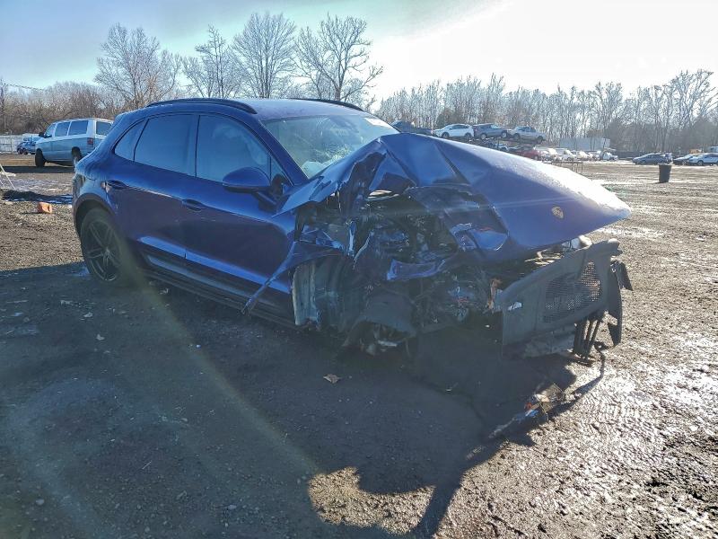 Photo 4 from auction – 2022 PORSCHE MACAN with VIN WP1AA2A50NLB02331