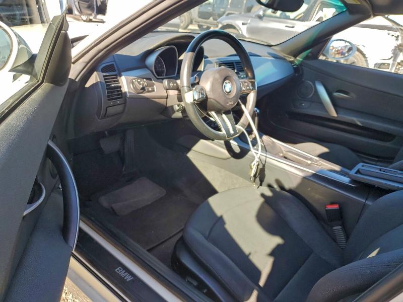 Photo 8 from auction – 2007 BMW Z4 3.0 with VIN 4USBU33597LW73099