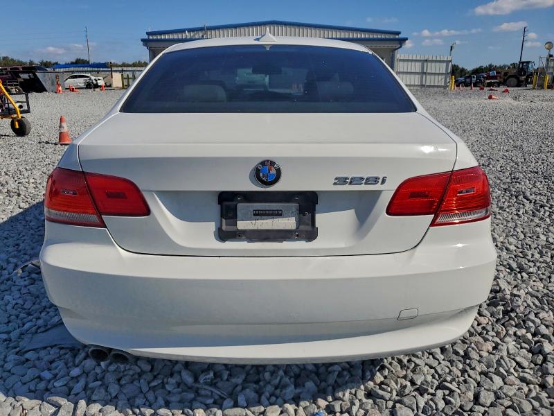 Photo 6 from auction – 2010 BMW 328 I with VIN WBAWB3C58AP139649