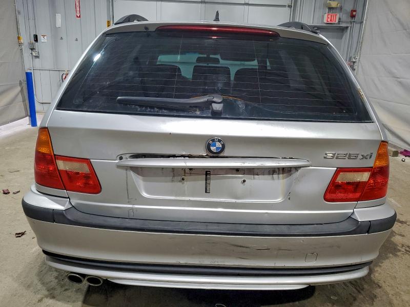 Photo 6 from auction – 2002 BMW 325 XIT with VIN WBAEP33472PF00247