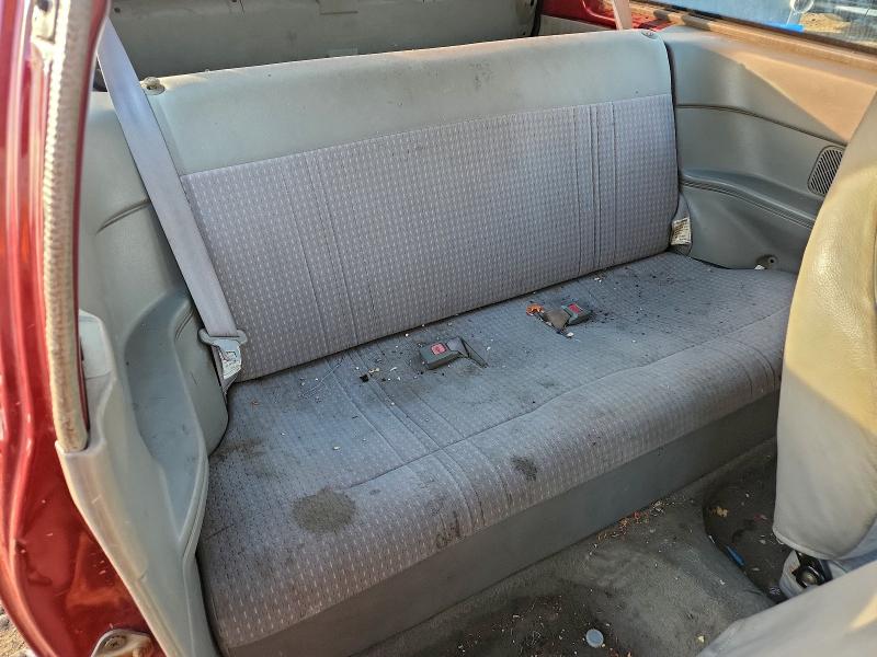 Foto 10 de la subasta – 1993 GEO METRO con VIN 2C1MR246XP6723452