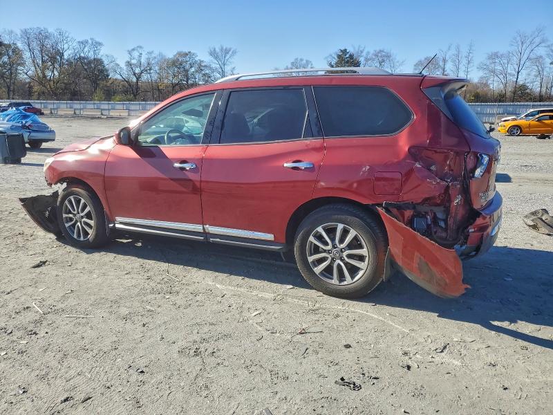 Photo 2 from auction – 2015 NISSAN PATHFINDER with VIN 5N1AR2MN2FC674892