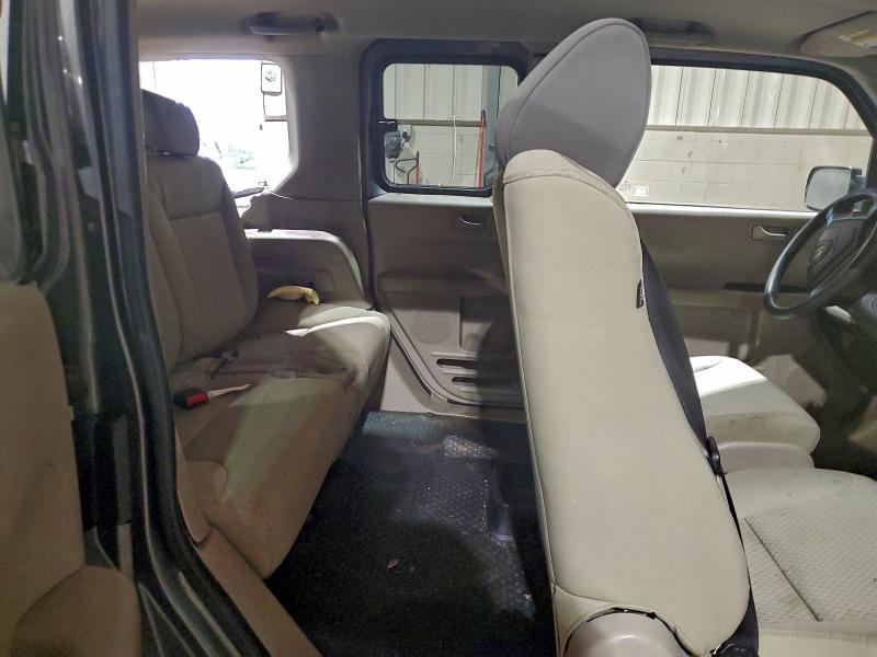 Photo 10 from auction – 2011 HONDA ELEMENT LX with VIN 5J6YH2H32BL003936
