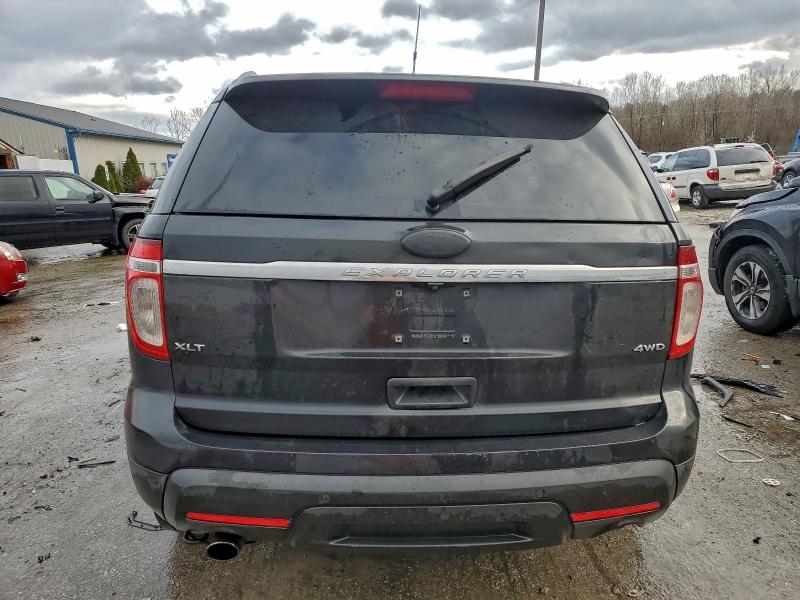 Photo 6 from auction – 2011 FORD EXPLORER X with VIN 1FMHK8D85BGA55268