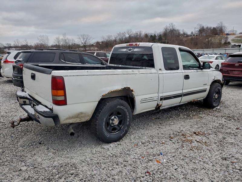 Photo 3 from auction – 2002 CHEVROLET SILVERADO with VIN 2GCEC19T421173205