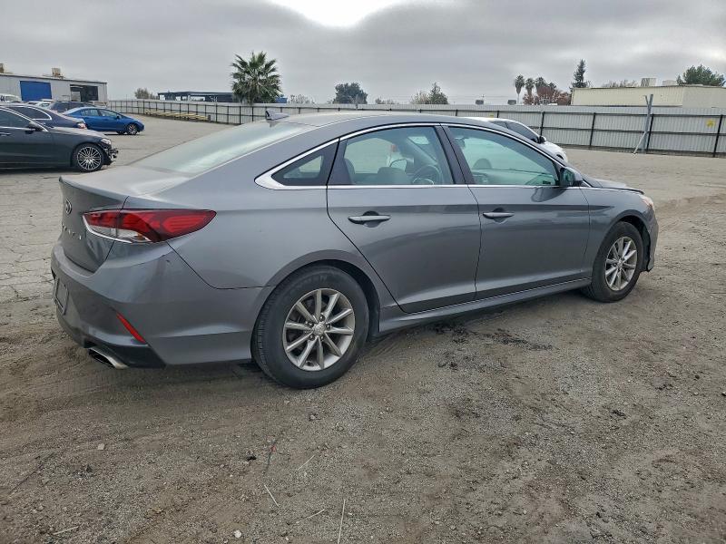 Photo 3 from auction – 2019 HYUNDAI SONATA SE with VIN 5NPE24AF1KH787170