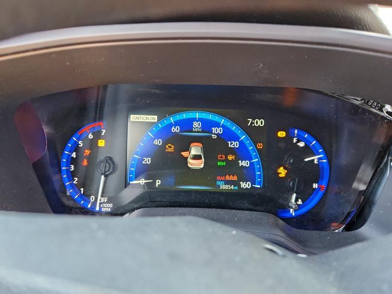 Photo 9 from auction – 2022 TOYOTA COROLLA with VIN JTDEAMDE7NJ057667