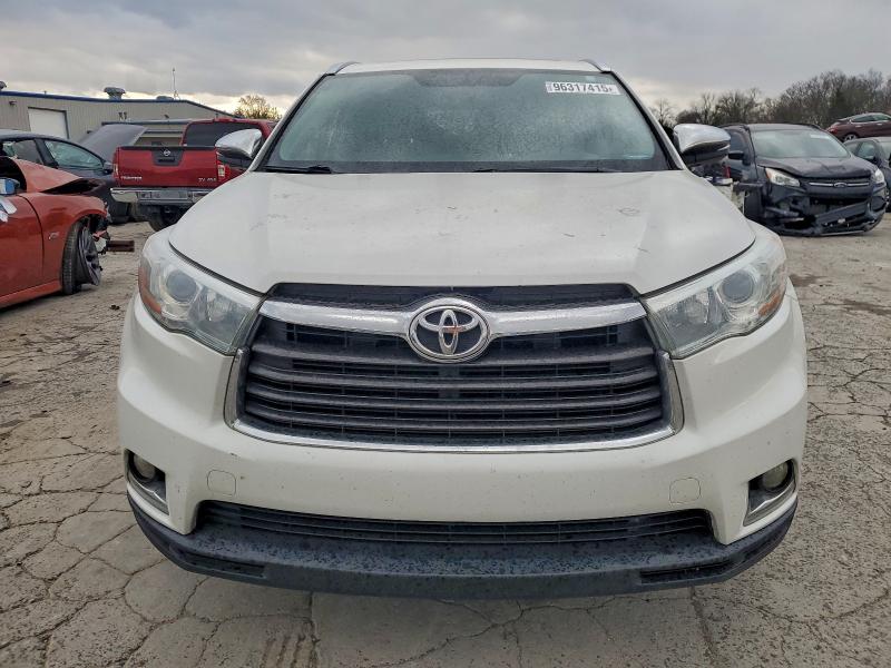 Photo 5 from auction – 2015 TOYOTA HIGHLANDER with VIN 5TDYKRFHXFS039425