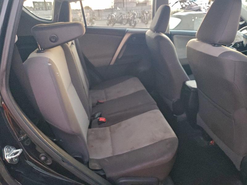 Photo 11 from auction – 2014 TOYOTA RAV4 LE with VIN 2T3ZFREV5EW106283