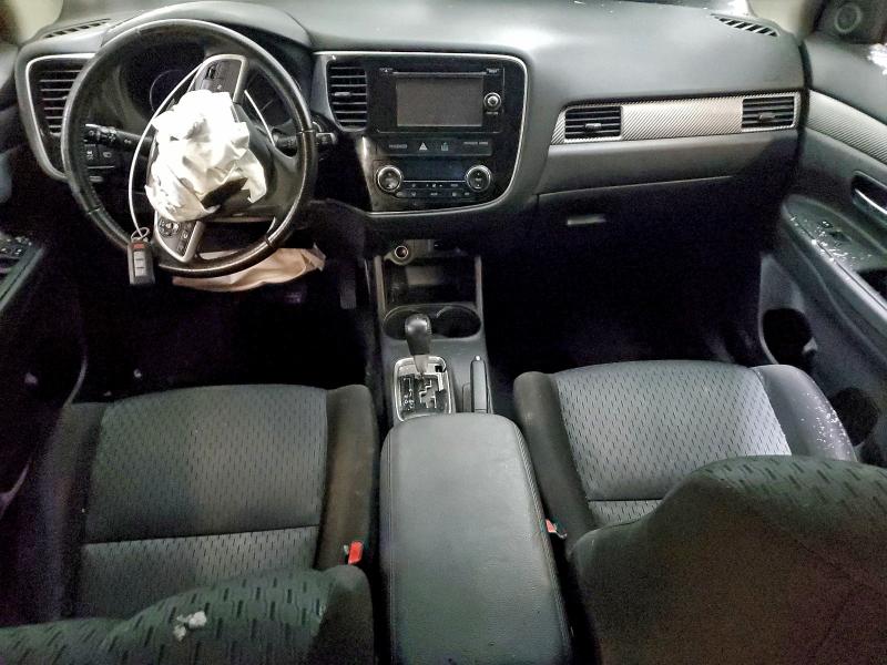 Photo 8 from auction – 2014 MITSUBISHI OUTLANDER with VIN JA4AZ3A32EZ003242