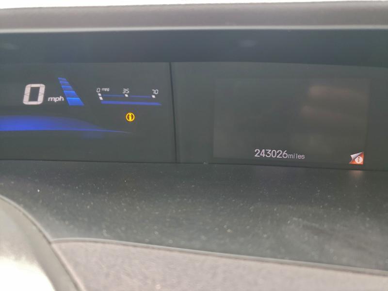 Photo 9 from auction – 2012 HONDA CIVIC LX with VIN 19XFB2F50CE018755