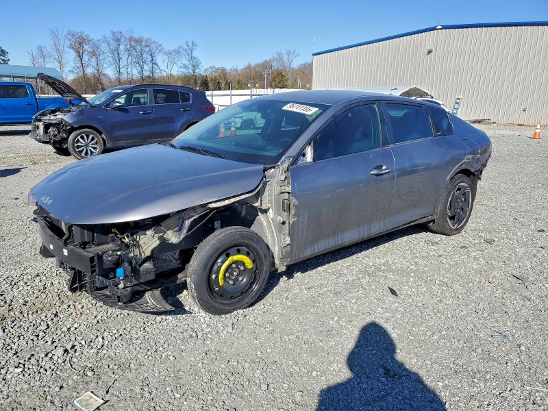 KIA K4 EX 2025 with VIN 3KPFU4DE0SE013692 - Photo from auction