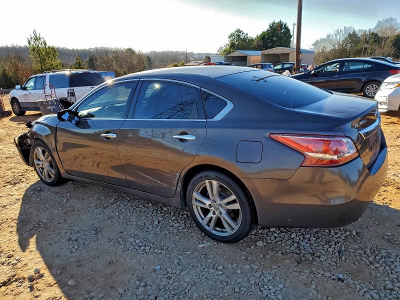 Photo 2 from auction – 2013 NISSAN ALTIMA 3.5 with VIN 1N4BL3AP5DC164335