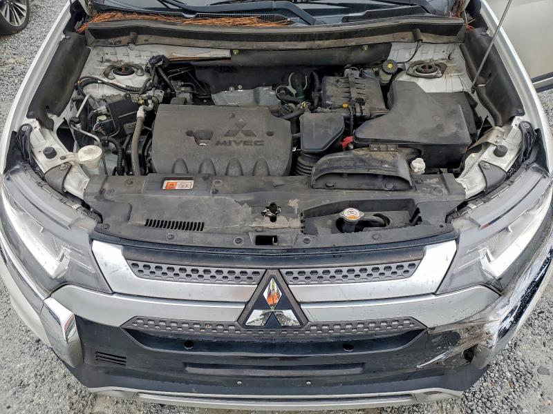 Photo 12 from auction – 2020 MITSUBISHI OUTLANDER with VIN JA4AZ3A32LZ024301