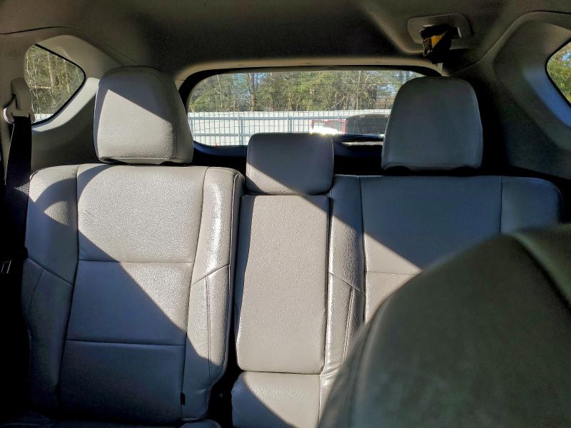 Photo 10 from auction – 2016 TOYOTA RAV4 with VIN JTMZFREVXGJ063531