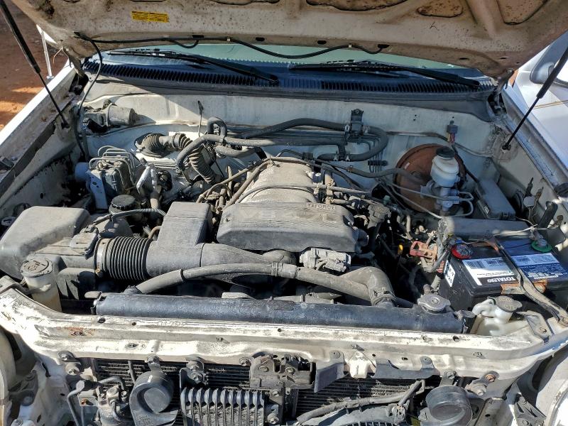 Photo 12 from auction – 2001 TOYOTA SEQUOIA SR with VIN 5TDZT34A31S021393
