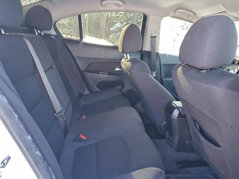 Photo 10 from auction – 2015 CHEVROLET CRUZE with VIN 1G1PC5SB1F7226977