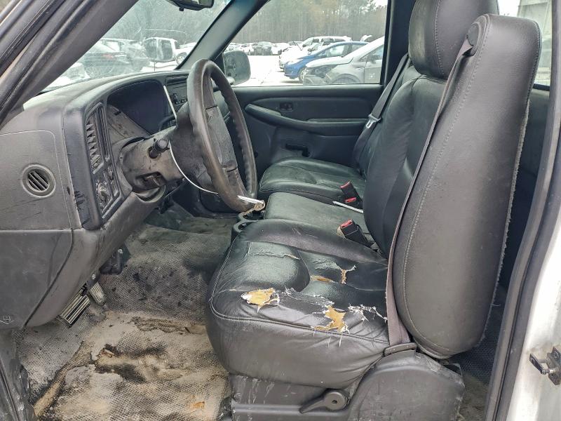 Photo 7 from auction – 2003 CHEVROLET SILVERADO with VIN 1GCEC14T53E269402