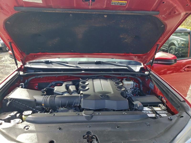 Photo 12 from auction – 2017 TOYOTA 4RUNNER SR with VIN JTEBU5JR2H5414821