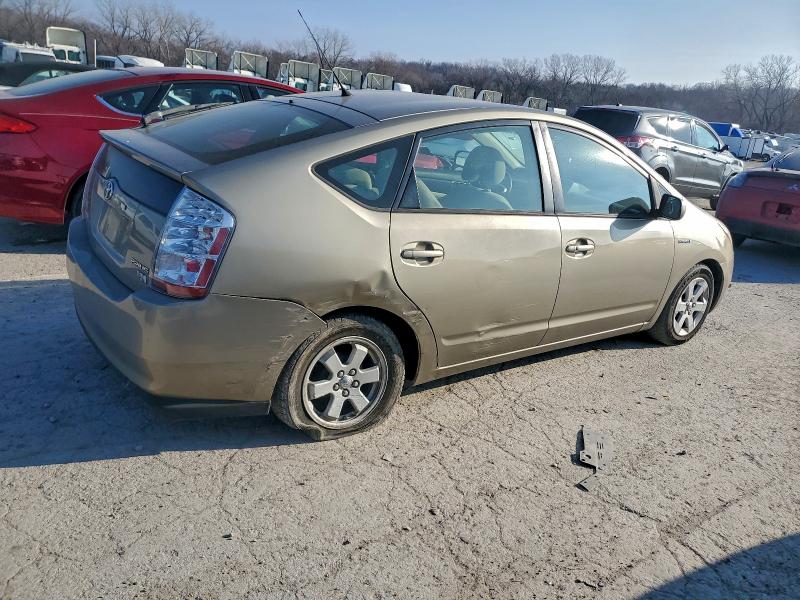 Photo 3 from auction – 2006 TOYOTA PRIUS with VIN JTDKB20U063136489